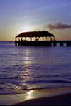 Hanalei-pier-closeup-sunset.jpg (177449 bytes)
